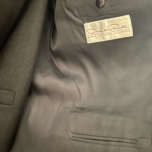 Oscar De Le Renta 3 pc suit - Picture 4 of 7